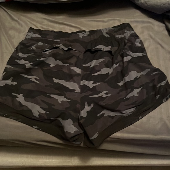 Black camo, Athleta, size S - Picture 2 of 6